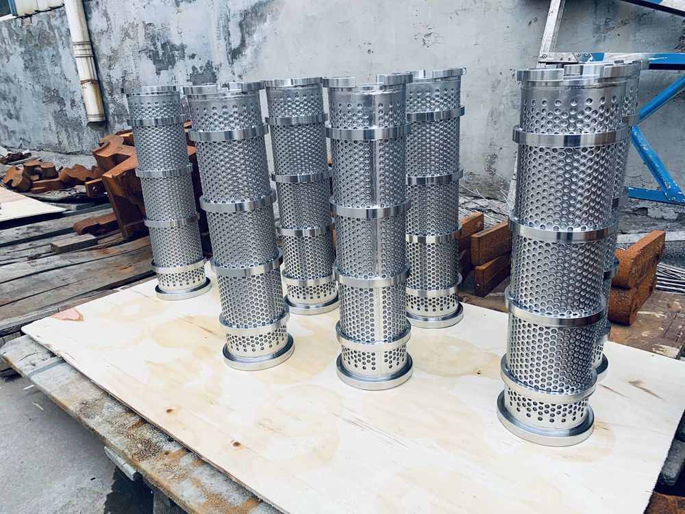 mg冰球突破小编带你相识冲孔板复合网的用途